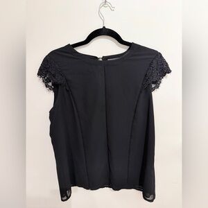 ✔️Suzy Shier Black Lace Sleeve blouse. Size M